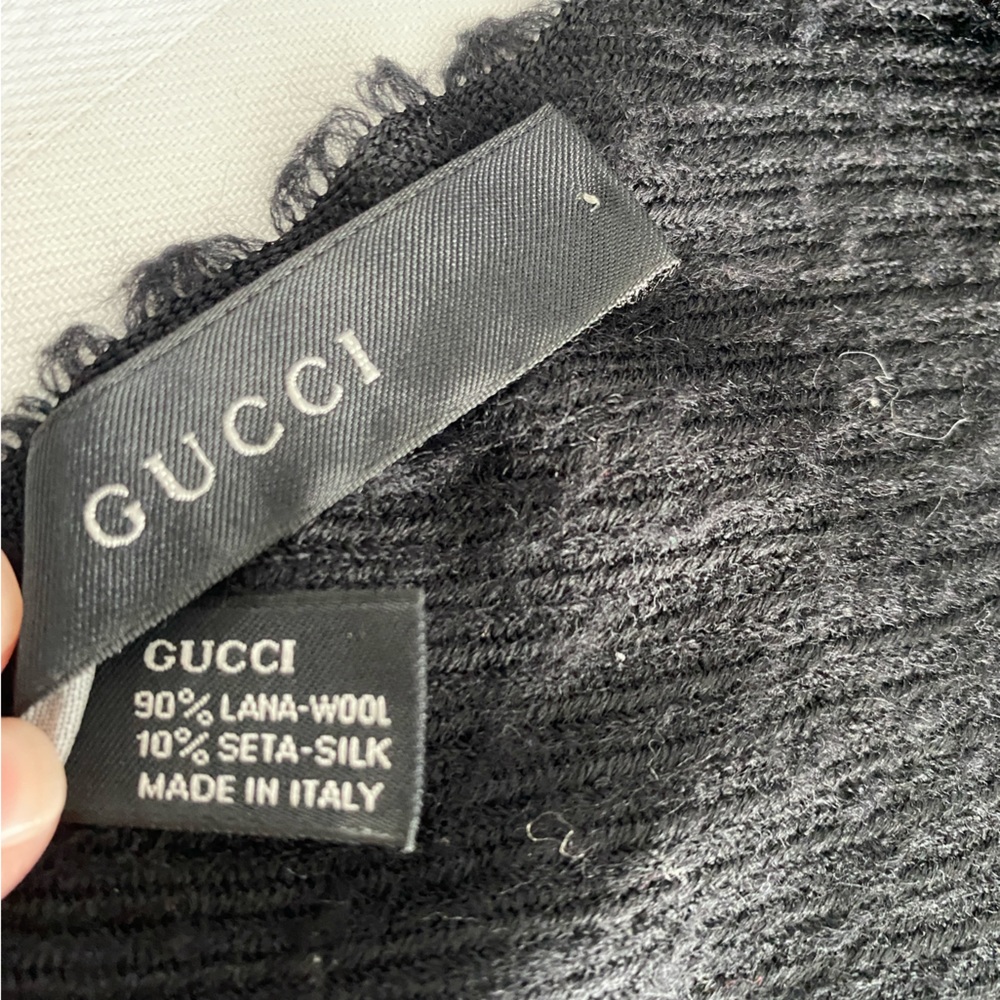 GUCCI Black and Red Scarf - Picture 3 of 5